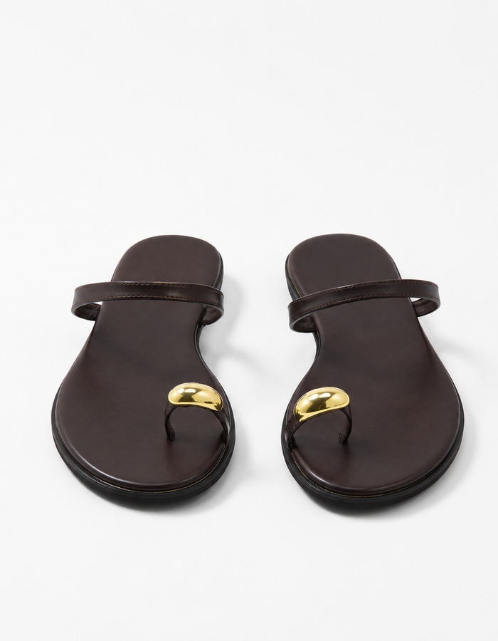 Sandálias Flip-Flop Detalhe Metálico